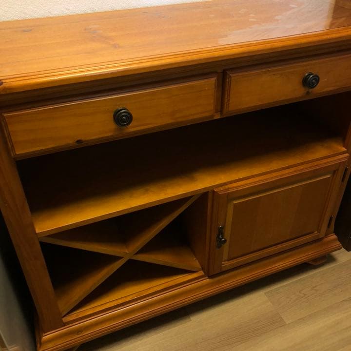 パイン材　リビングボード　サイドボード　北欧　天然木