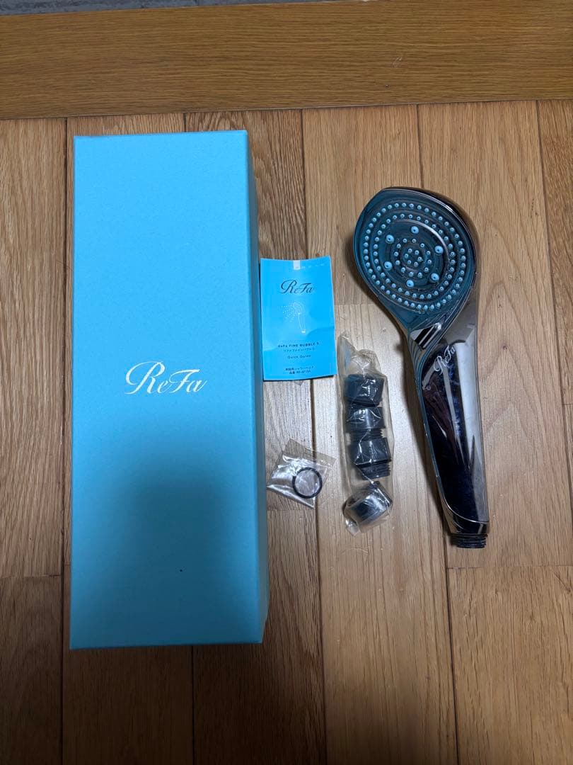 リファ　シャワーヘッド