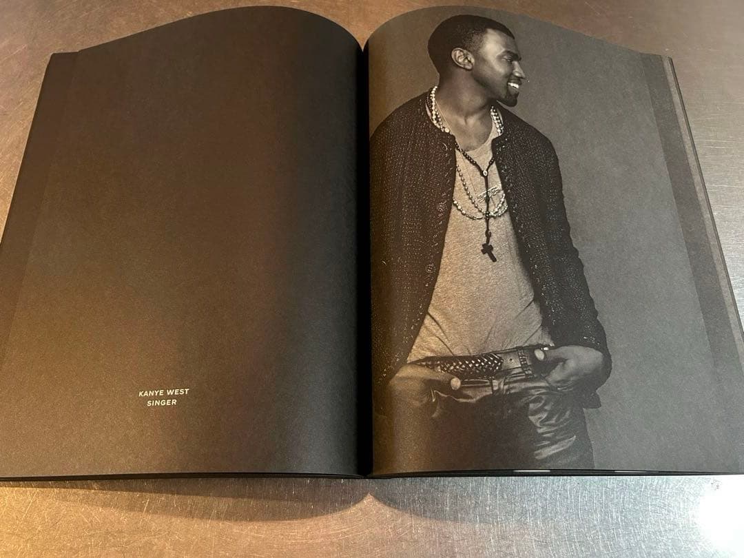 アート・デザイン・音楽 THE LITTLE BLACK JACKET STEIDL CHANEL