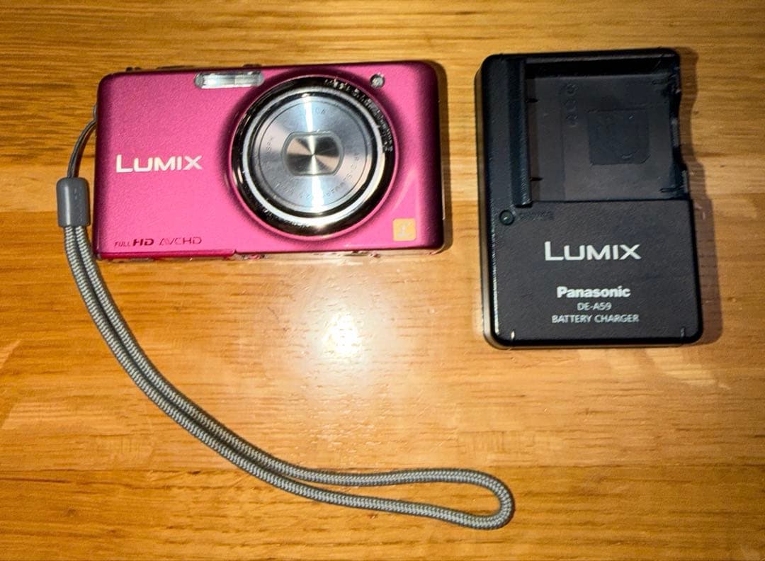 【美品】 Panasonic LUMIX DMC-FX77 ピンク コンデジ