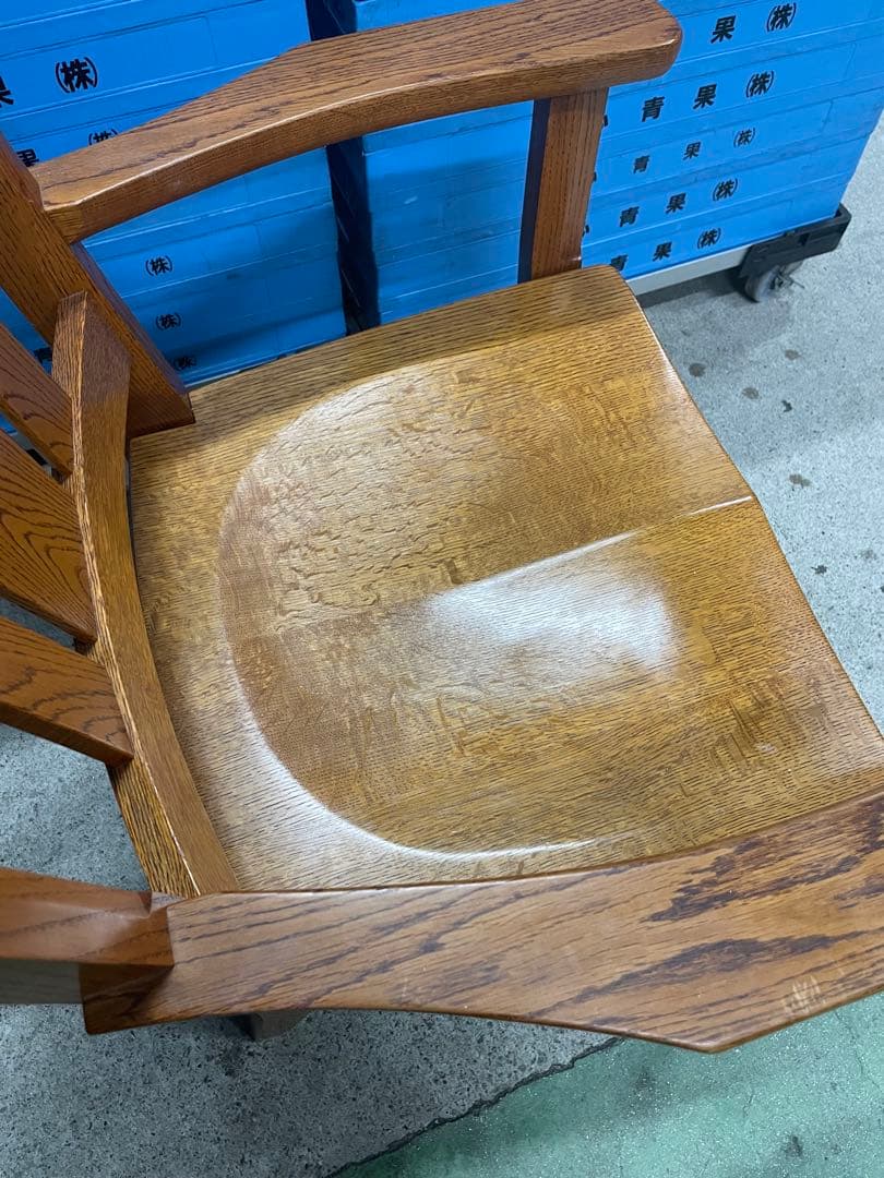 アンティーク家具　オーク材 ダイニングチェア アーム付き