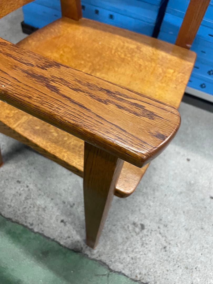 アンティーク家具　オーク材 ダイニングチェア アーム付き