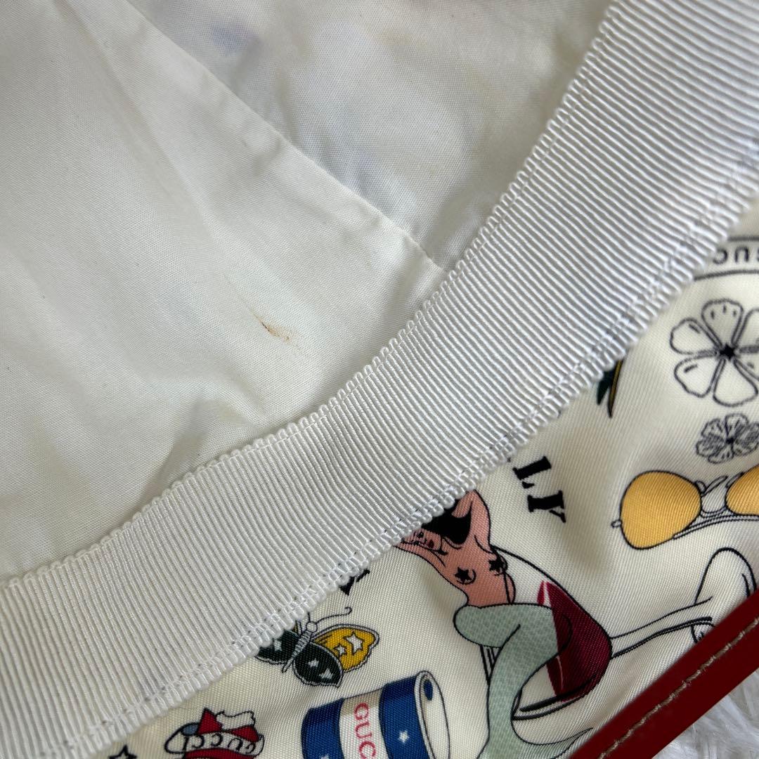 希少　GUCCI バケットハット　プリント　ビーチ　総柄　ホワイト　レッド　帽子