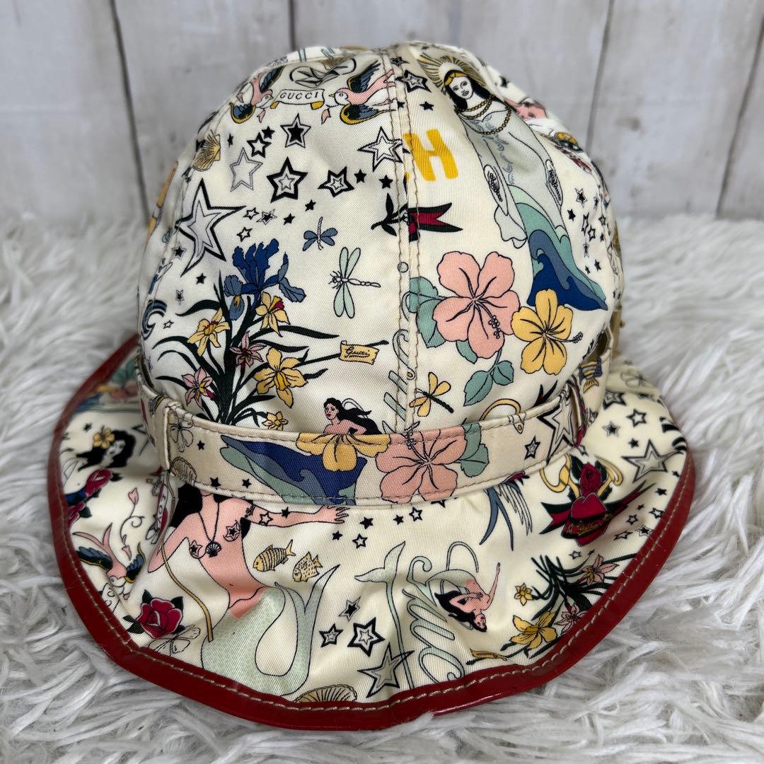 希少　GUCCI バケットハット　プリント　ビーチ　総柄　ホワイト　レッド　帽子