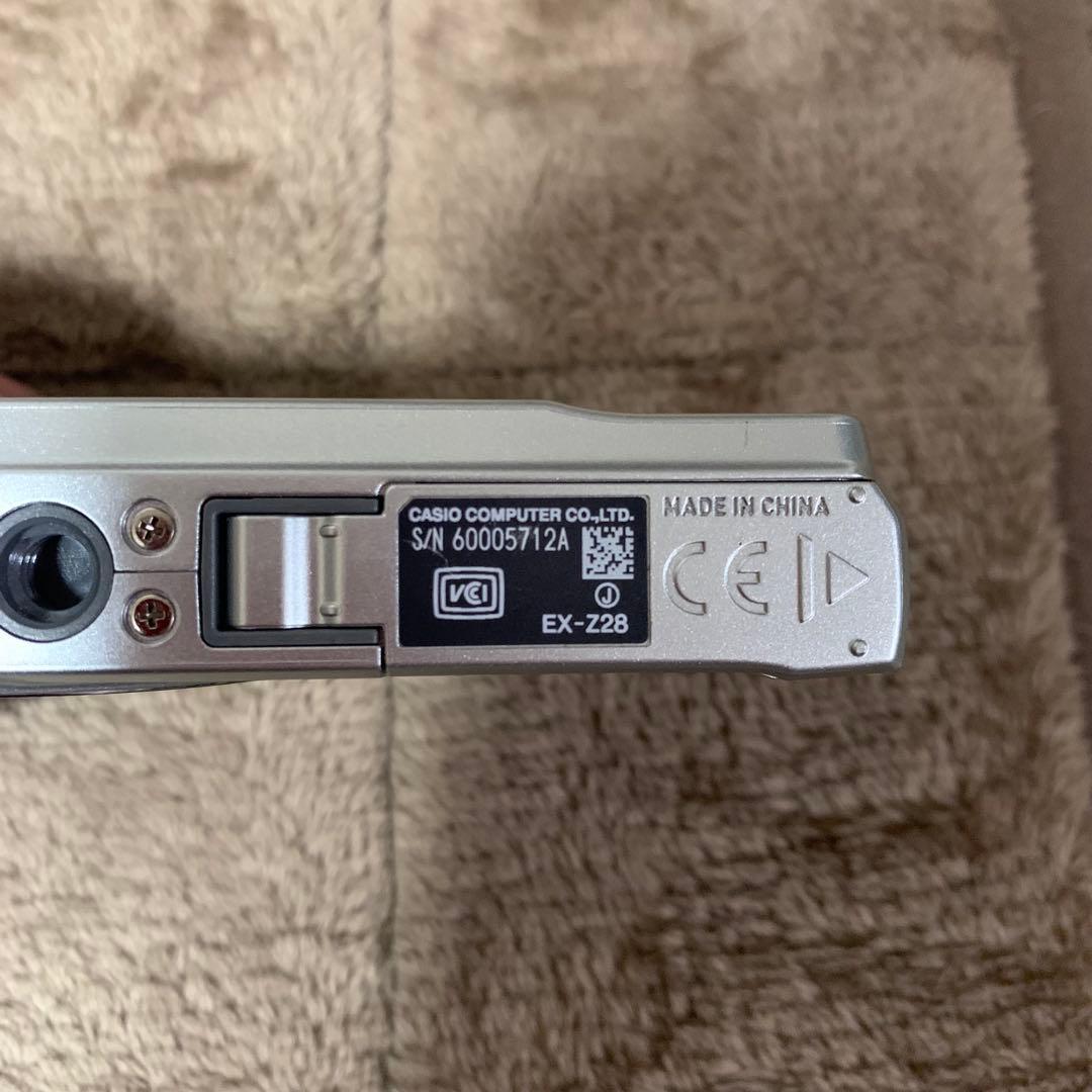 CASIO EXILIM 16.1MP EX-Z28 デジカメ　本体のみ