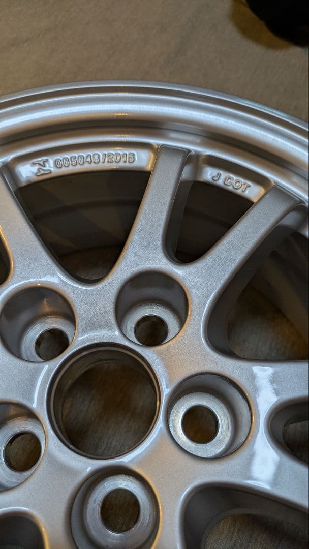 50プリウス 15インチ　純正 アルミホイール 4本セット新車外し