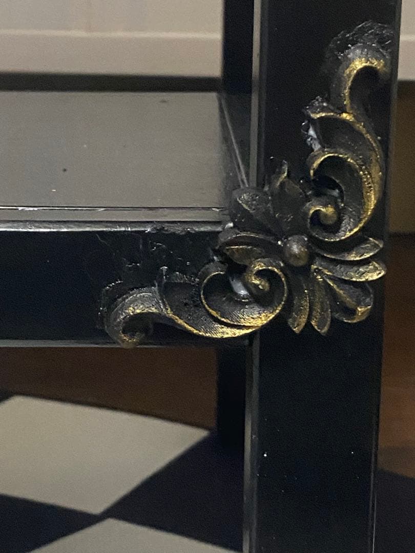 ゴシック ガラス天板 シェルフ♦️百合紋章♦️フルール ド リス♦️ブラック♦️送料込