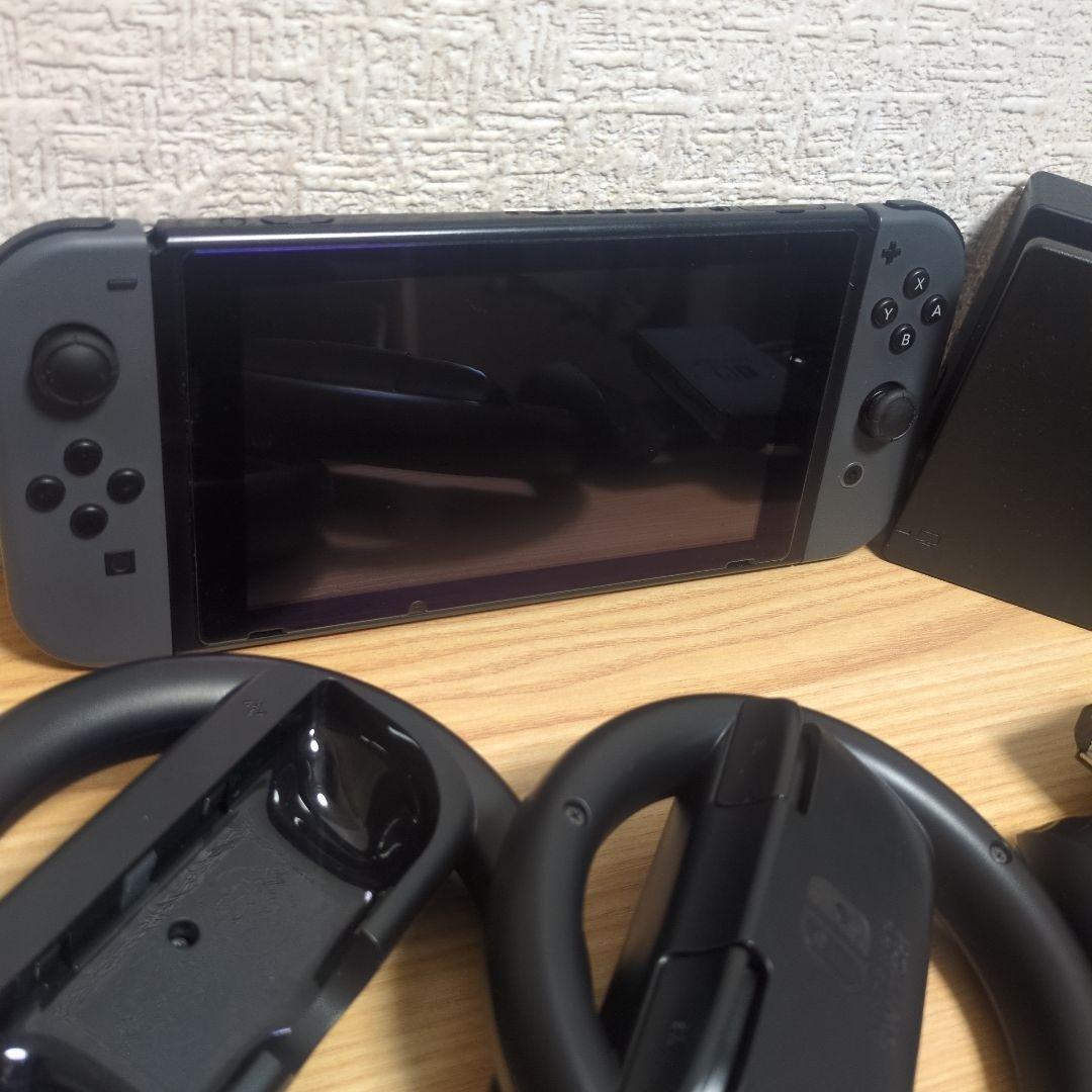 Nintendo Switch 本体　Joy-Con　マリオカートハンドルセット