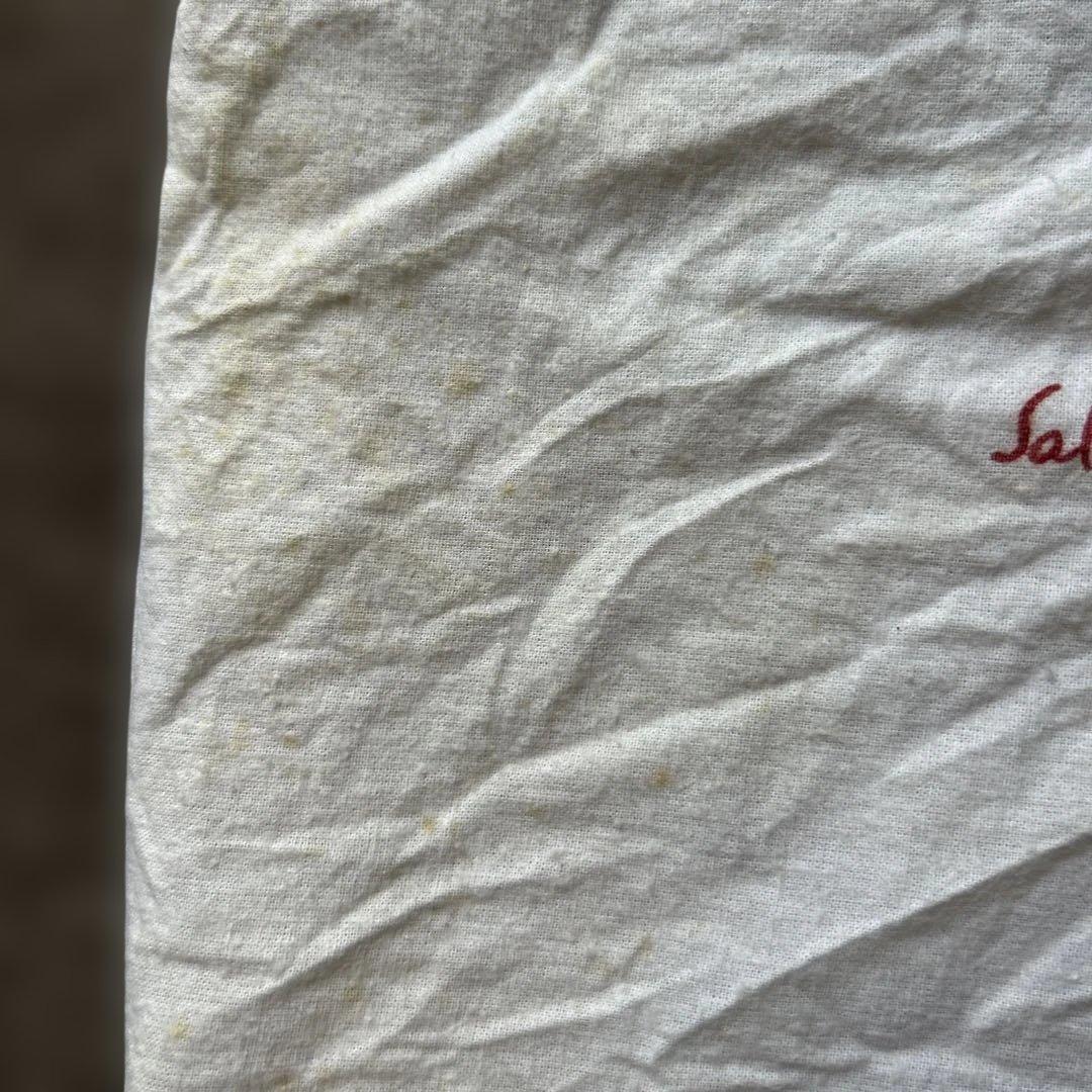 ブラックレザー クラッチバッグ ゴールド金具　 フェラガモ