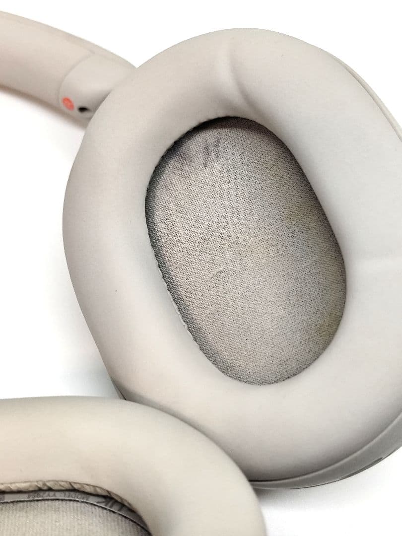 ソニーWH-1000XM5ワイヤレスヘッドホン　中古品