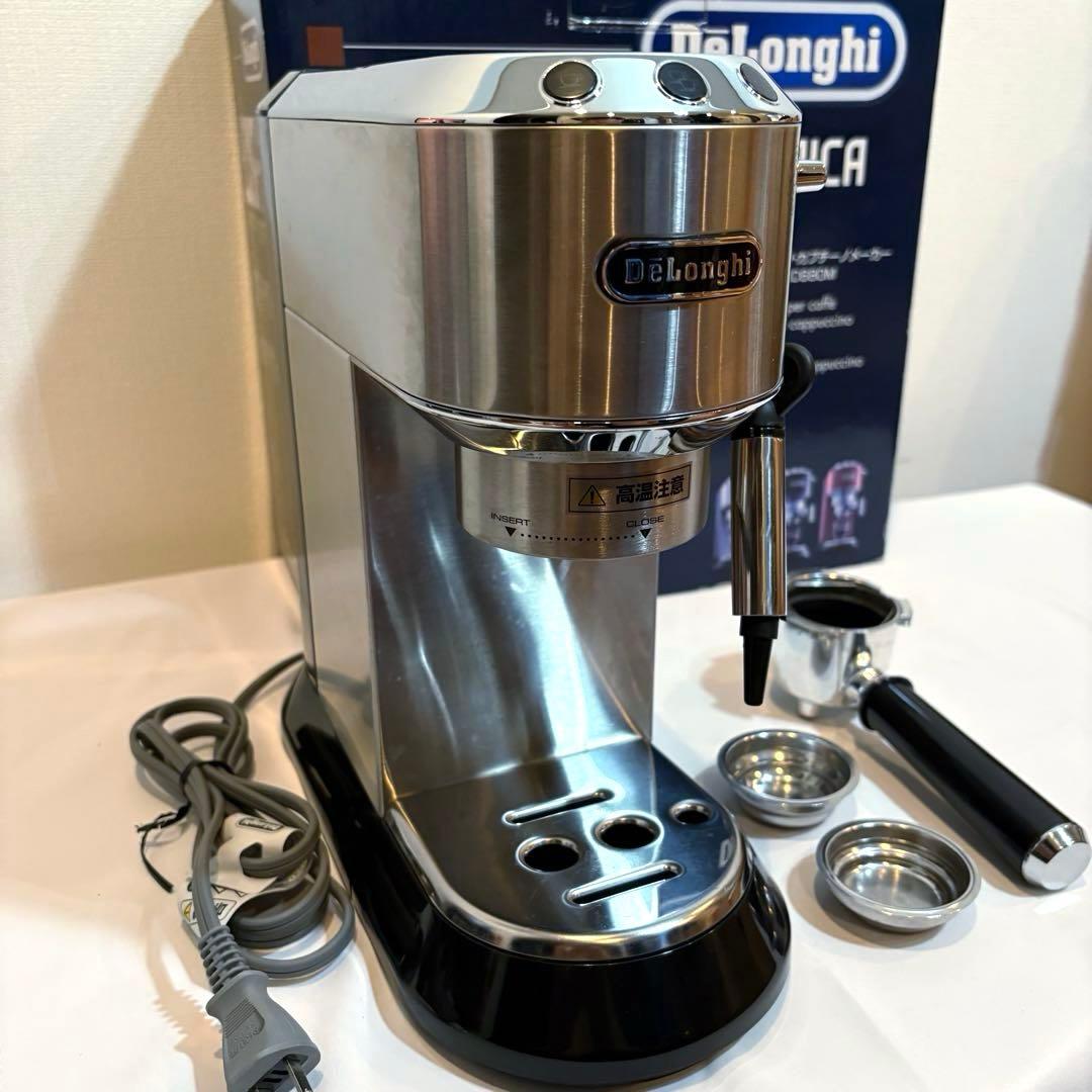 デロンギ Dedica EC680M エスプレッソ カプチーノ メーカー 箱付き