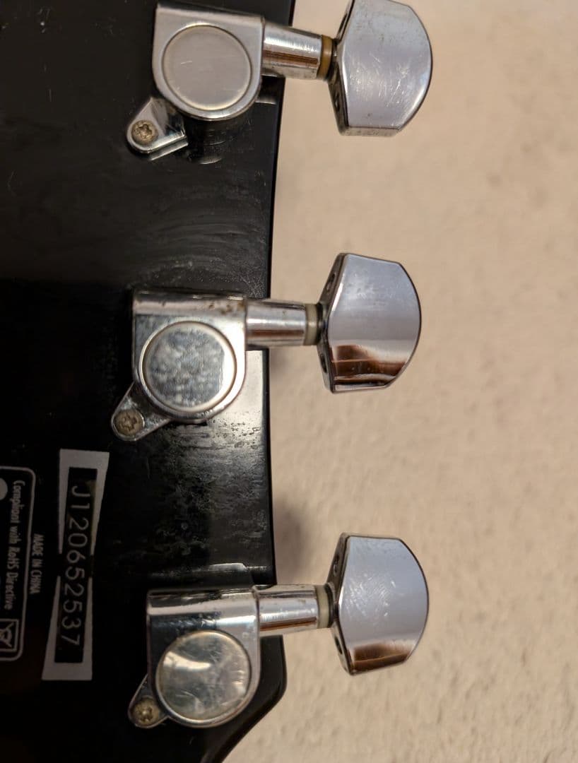 ひ*7様 Ibanez、EMG搭載モデル、美品ギターケース付き