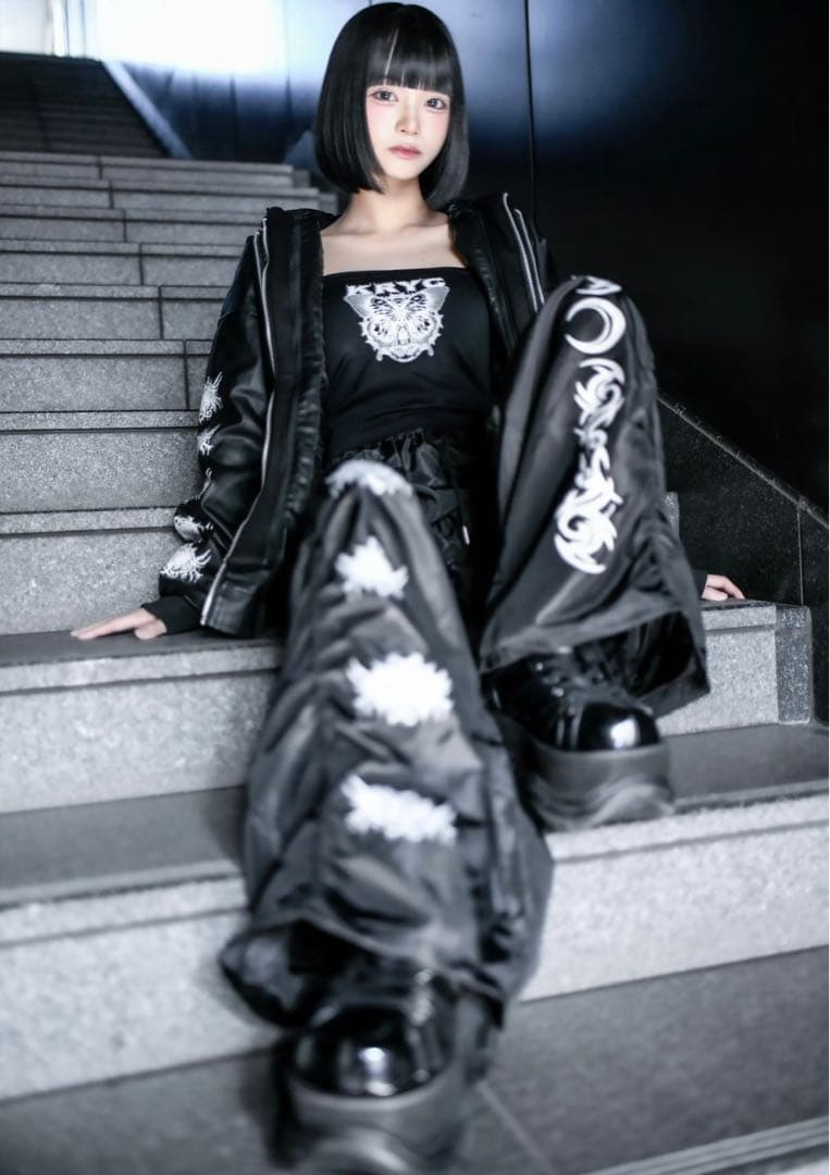 KRY「MOUMOKU」ワイドパンツ