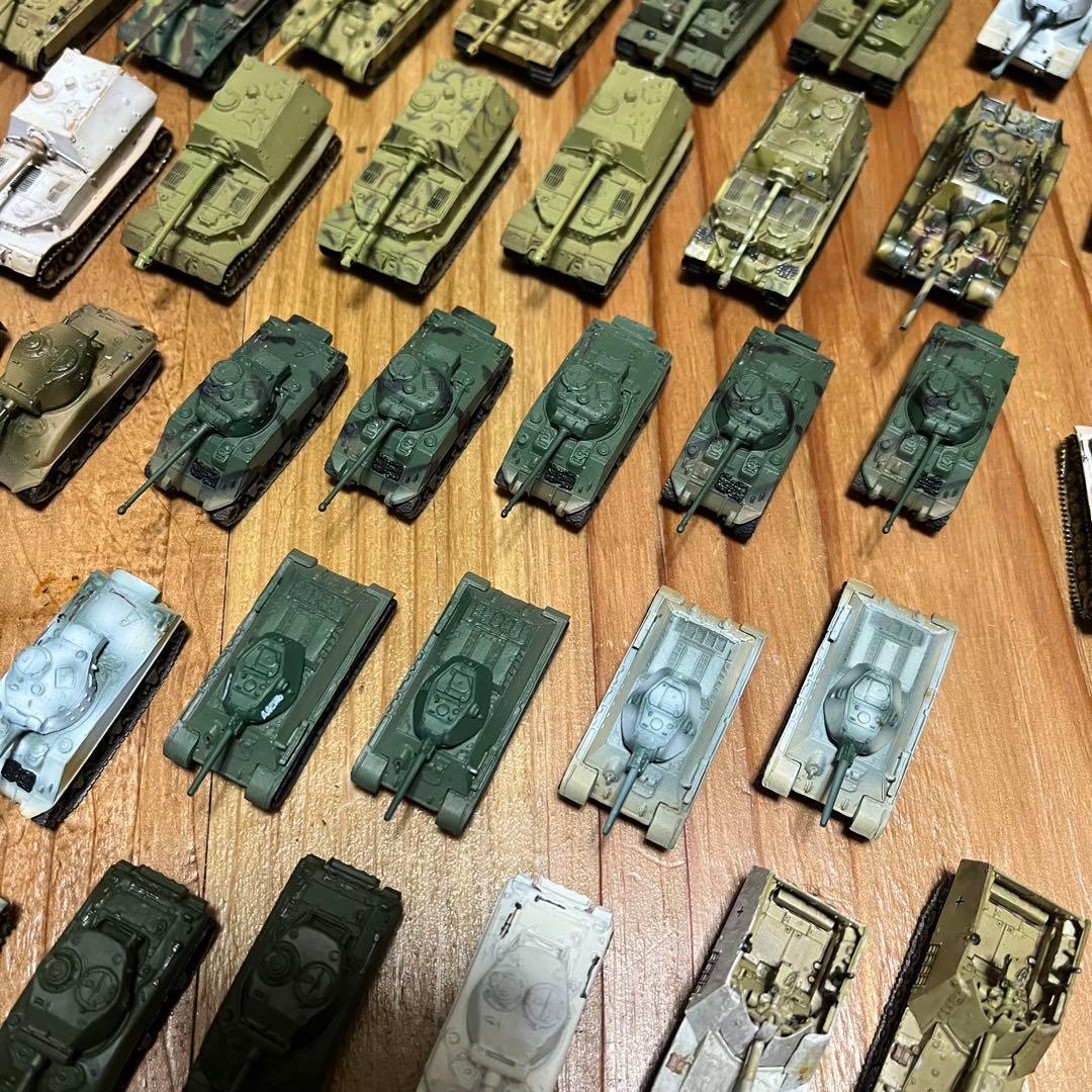 1/144 戦車　フィギュア