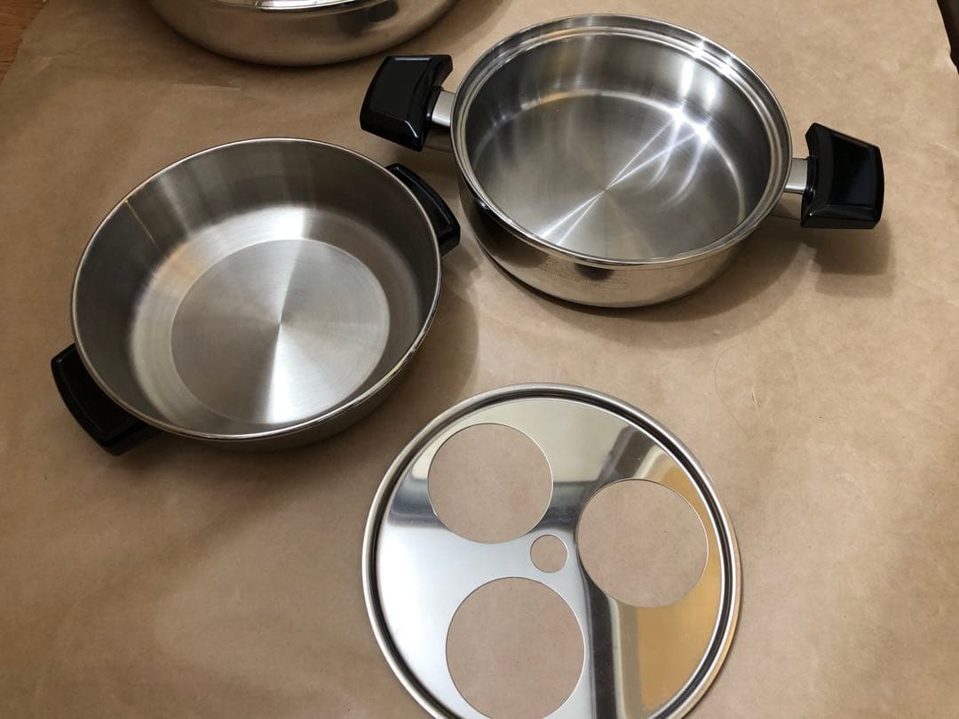 未使用品　ロイヤルクイーン MC2000 浅型鍋　2個