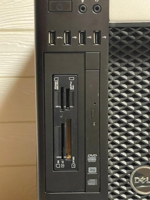 Dell T3610 20スレッドCPU/メモリ32GB/SSD256G＋2TB