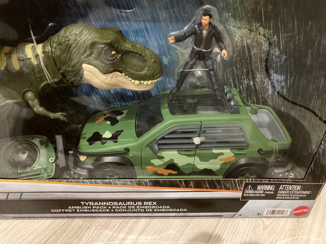 ジュラシックパーク　マテルティラノサウルスレックスアンブッシュパック　新品未開封