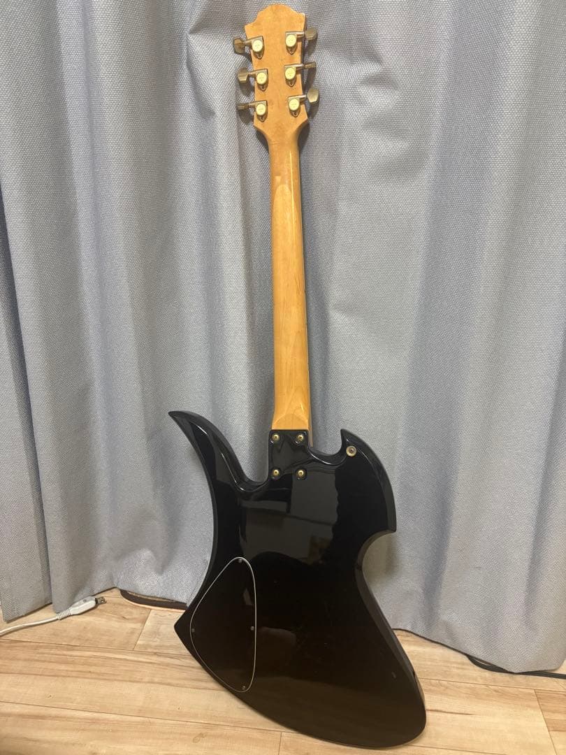 フェルナンデス モッキンバード hideモデル リペア済み