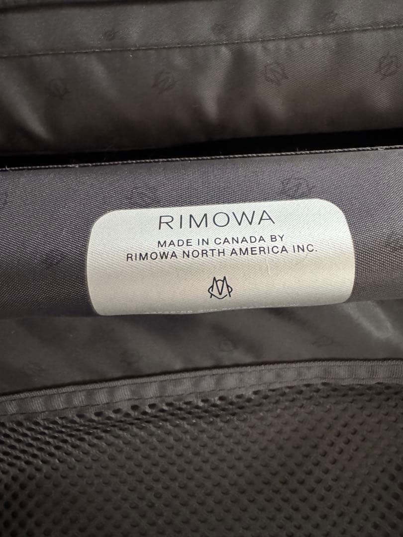 twins　使用回数1回　RIMOWA ORIGINALコンパクト