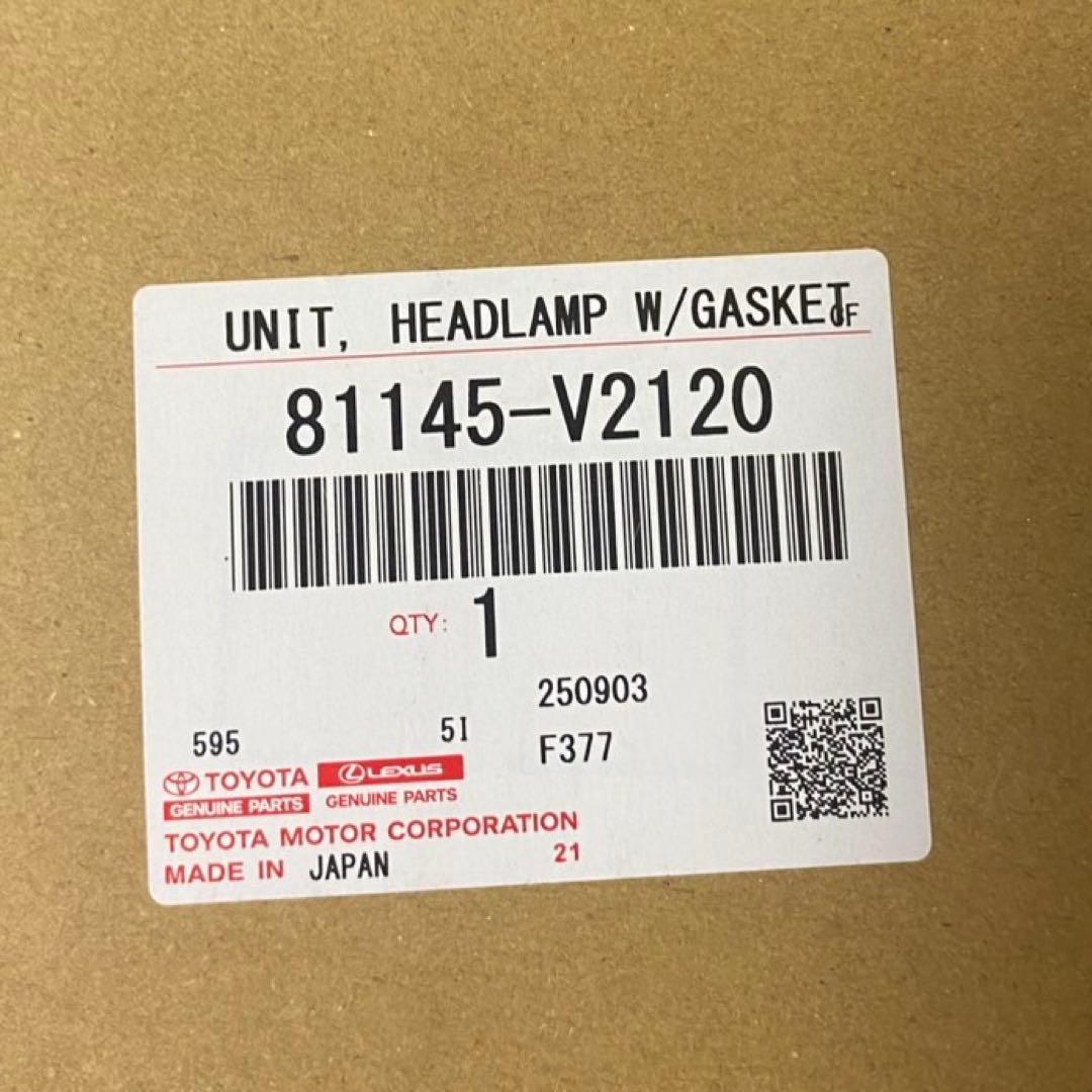 40ヴェルファイア 右ヘッドライト　中古