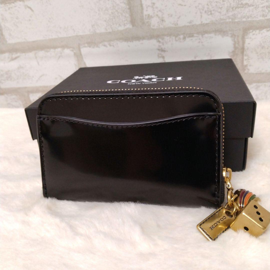 【未使用品】コーチ エッセンシャル スモール ジップ チャーム ウォレット