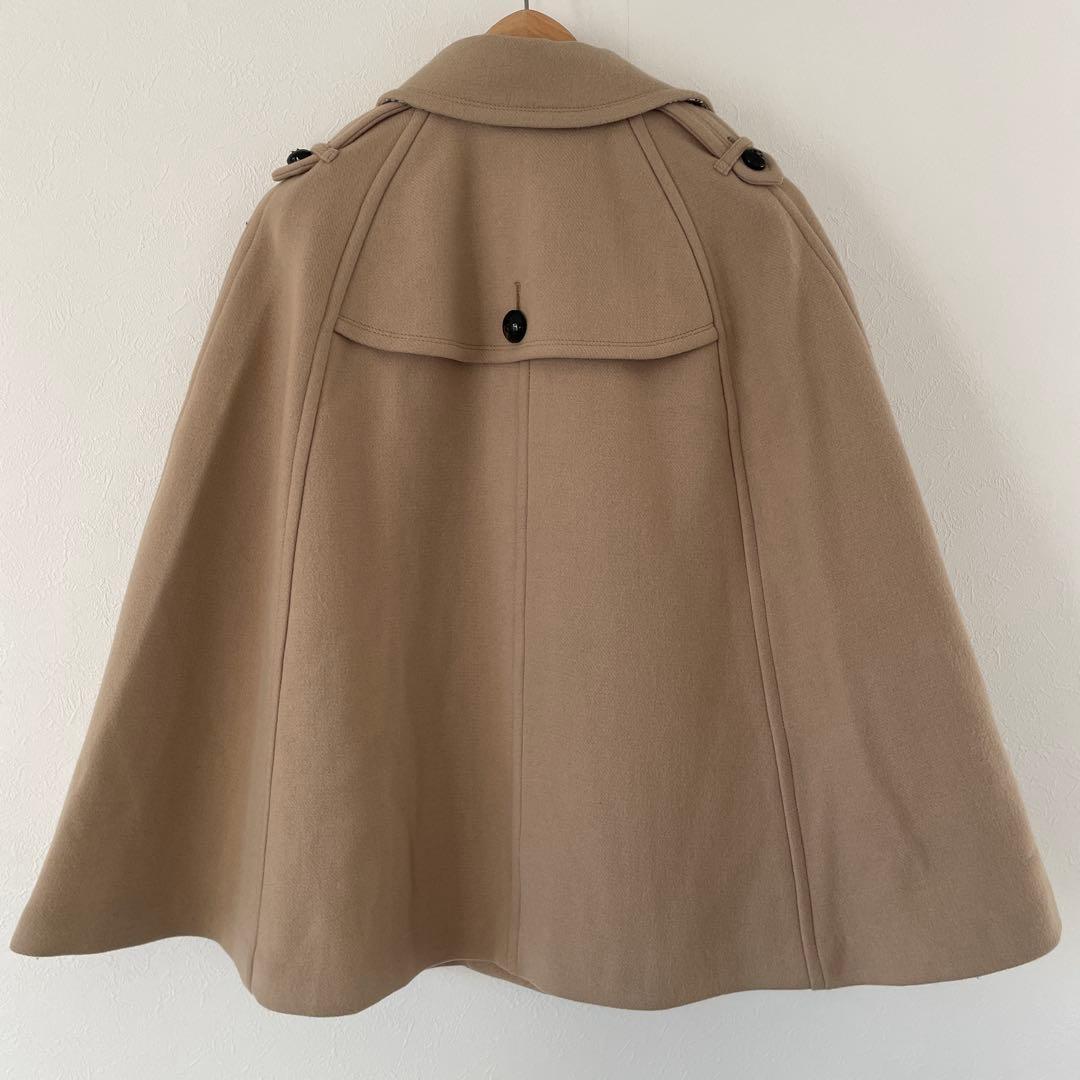 ✨ 【BURBERRY】バーバリー ウール ケープ風ショートコート（キャメル)