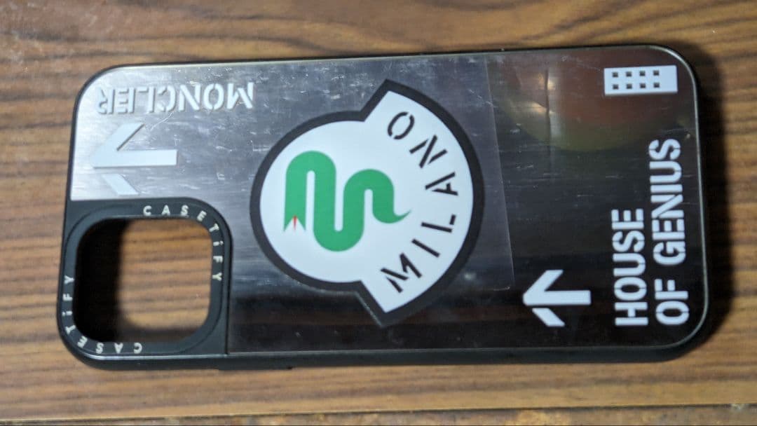 CASSETIFY MONCLER モンクレールハウスオブジーニアスミラノ