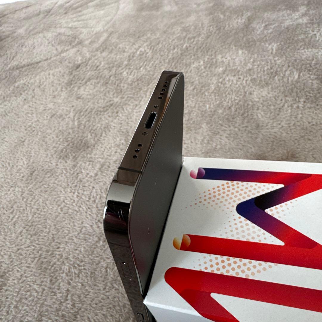 『美品』Apple iPhone 12 proグラファイト 本体