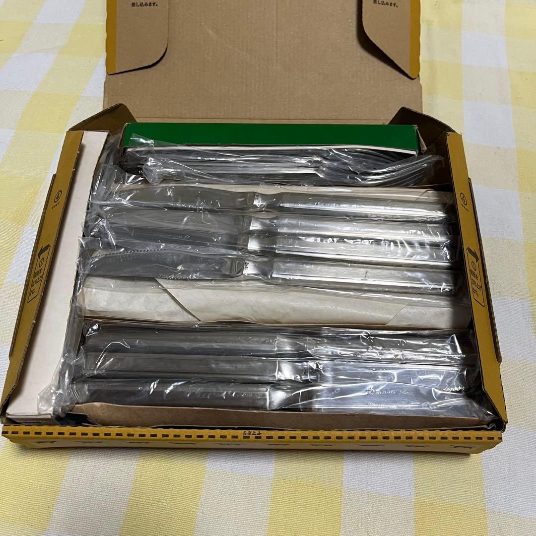 18-8 STAINLESS STEEL デザート　フォーク　ナイフ