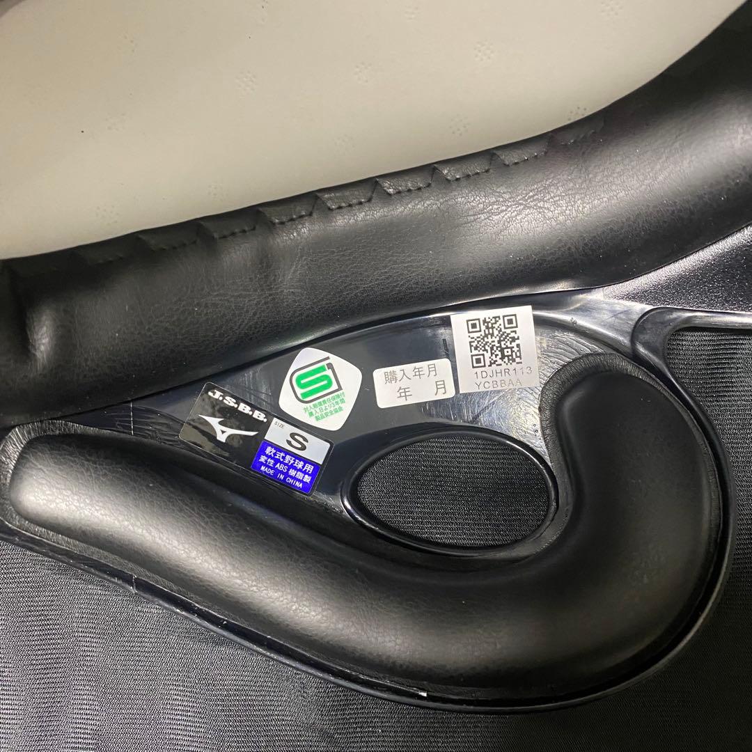 新品未使用　ミズノ 軟式 ツヤ消し 片耳ヘルメット 右打者用　Sサイズ　ブラック