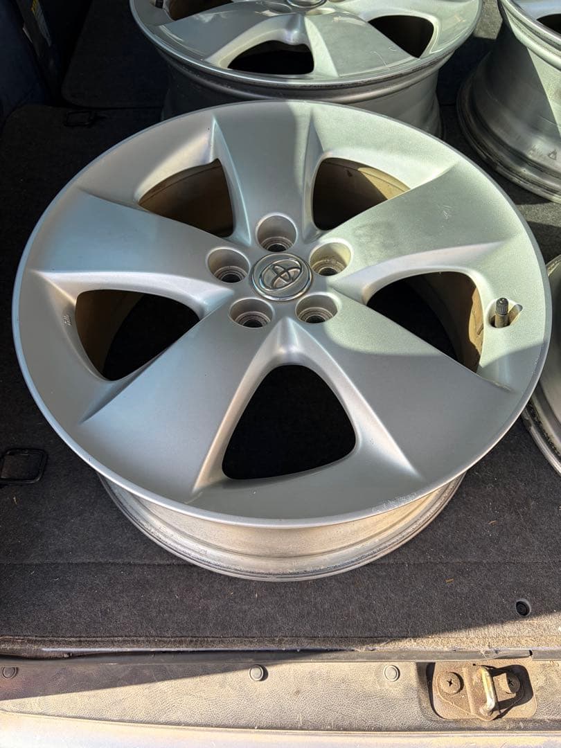 19　30プリウス純正１７インチホイール4本セット　ツーリング