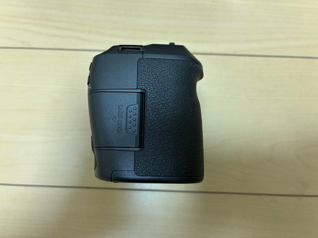 タッキー　Canon EOS R ミラーレス一眼カメラ　【保証付]