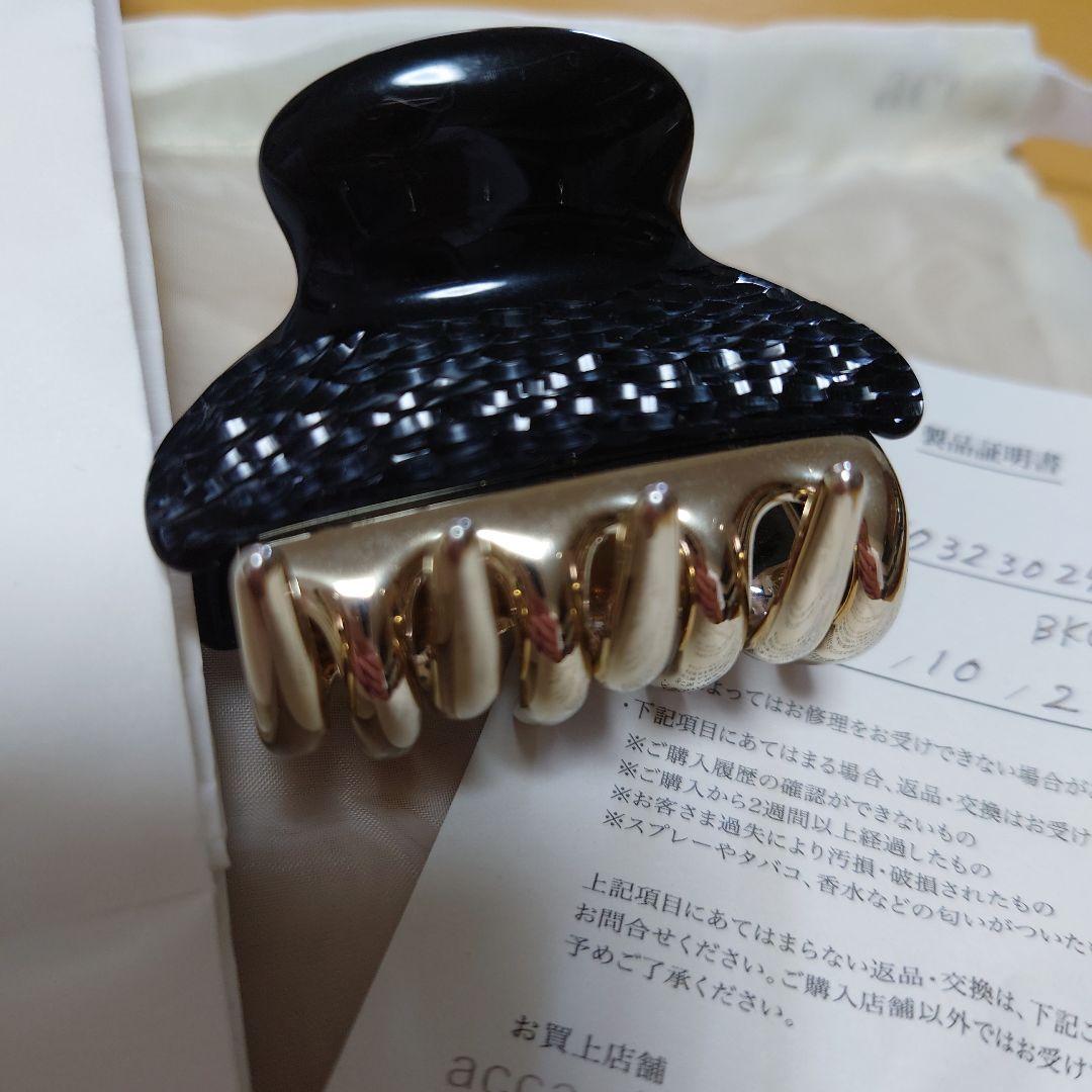 acca ヘアクリップ 黒/ゴールド