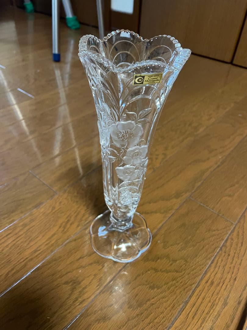 クリスタルガラス 花模様 約25cm アデリア　石塚硝子　一輪挿し