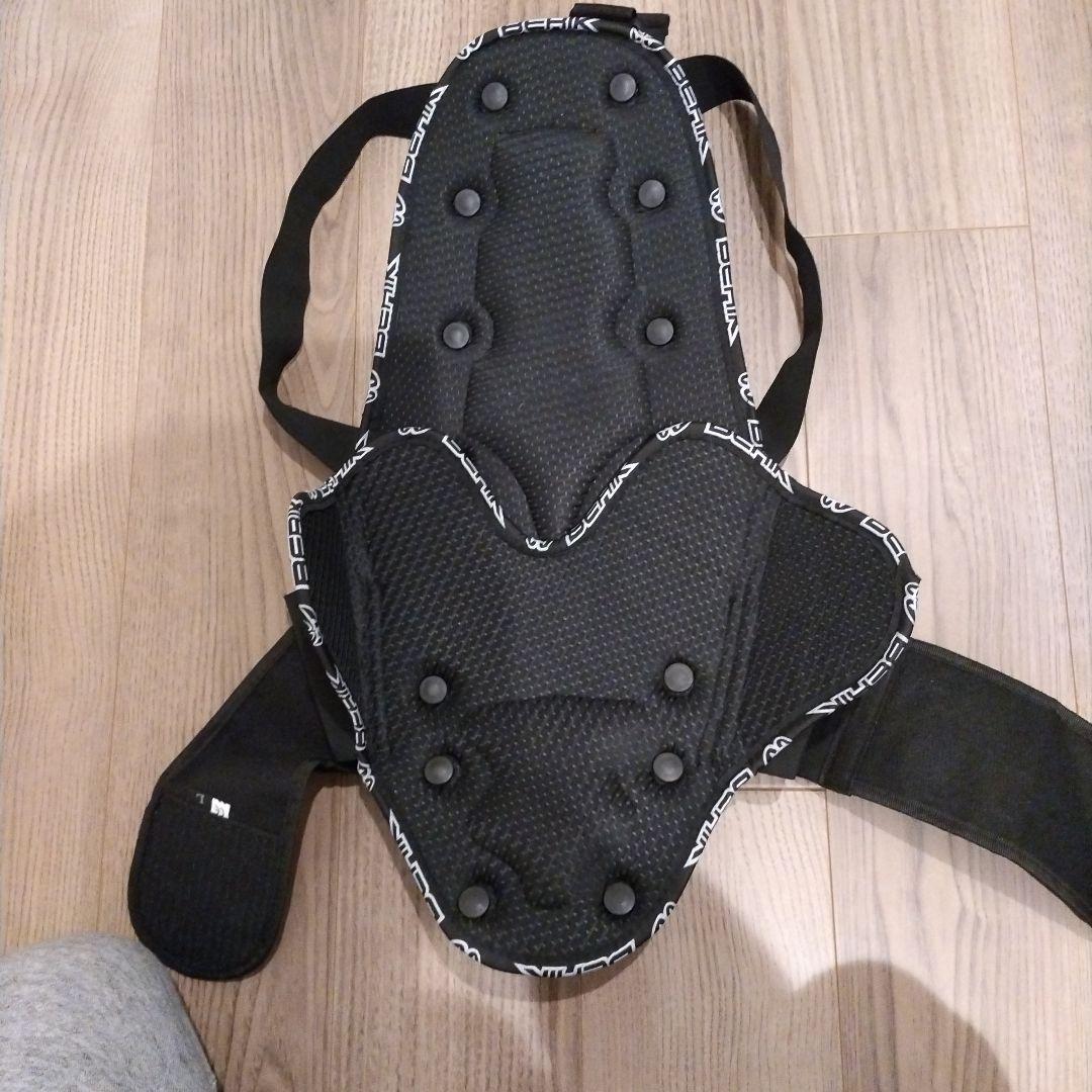 BERIK 2.0 革ツナギ　レーシングスーツ ブラック/ホワイト