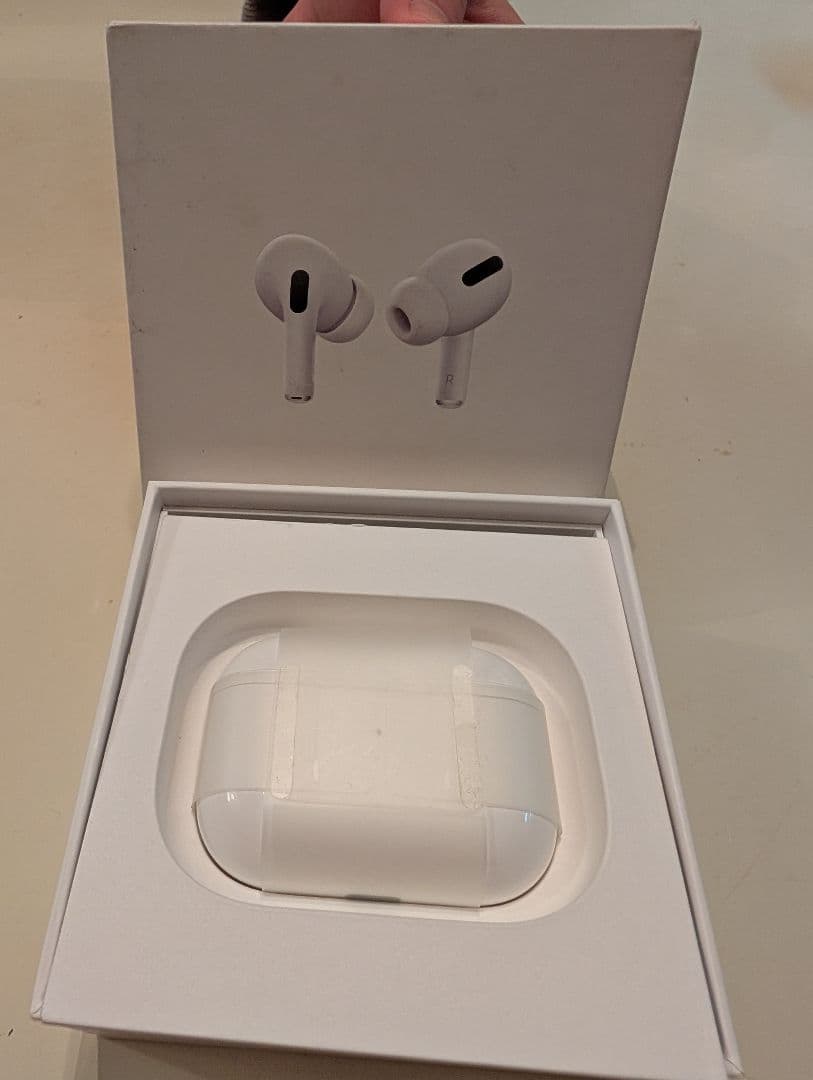 AirPods Pro (第1世代)ワイヤレス充電ケース付き