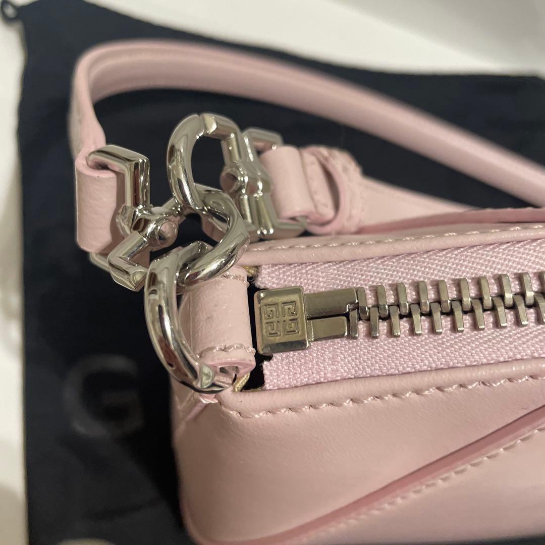 ジバンシイアンティゴナショルダーバッグ新品