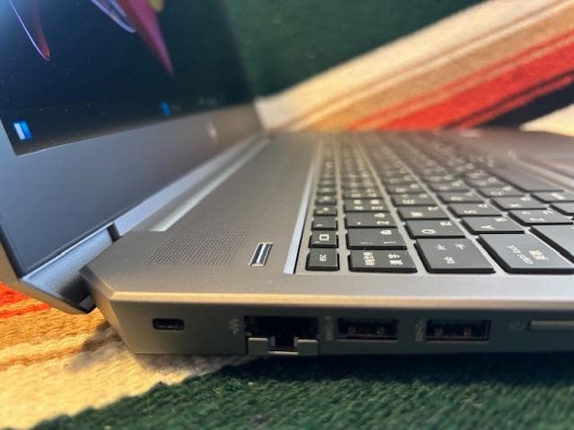 ♪i7♪RAM32♪上位機種♪　HP ZBook 15 G6　①