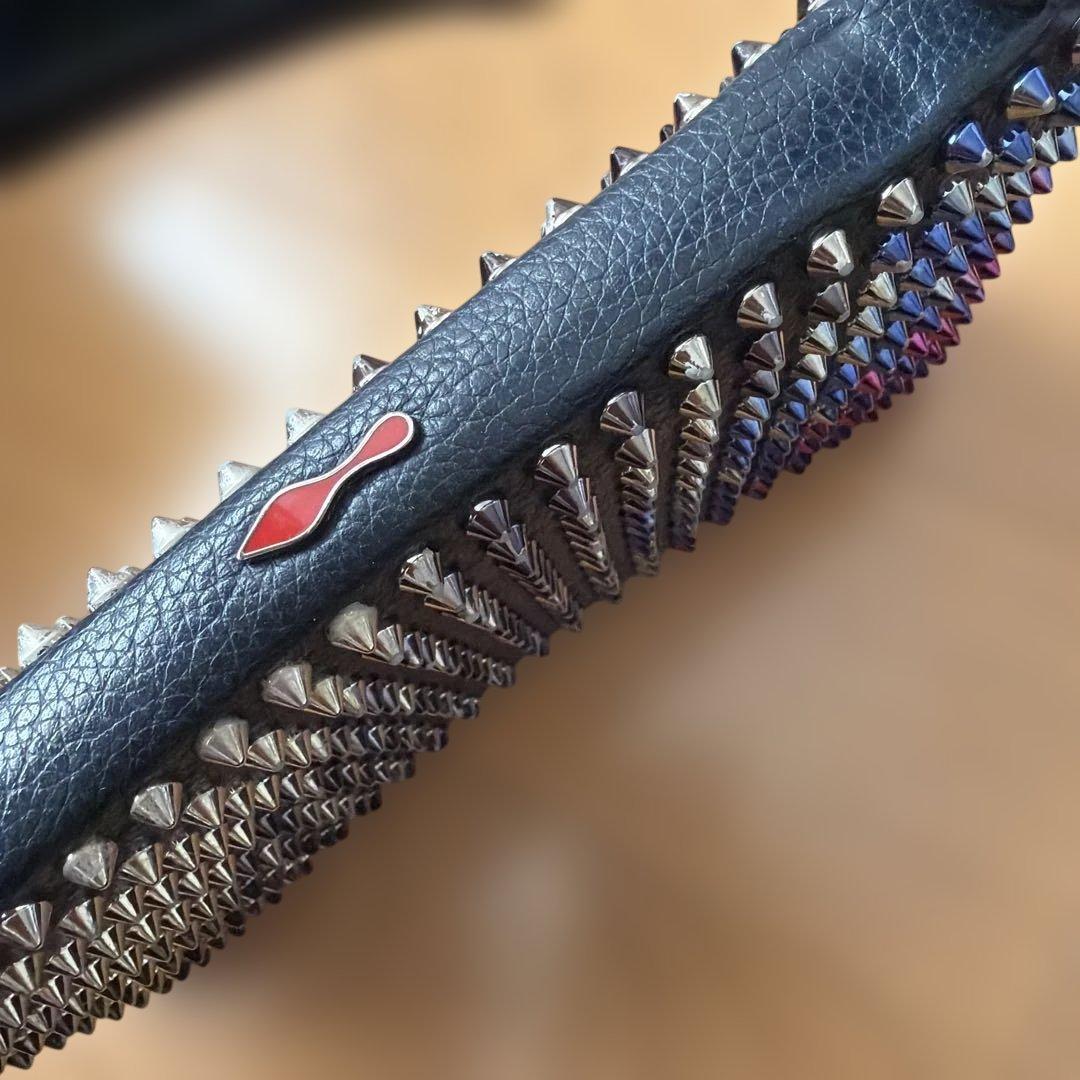 ルブタン クラッチバッグ オーガナイザー グラデーションスタッズ