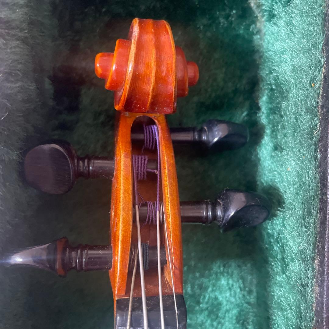 オレンジバイオリンとハードケース