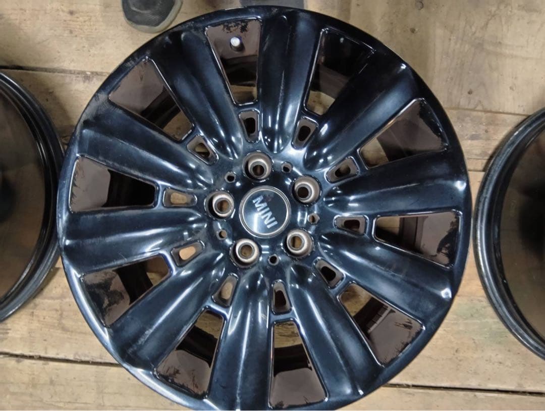 MINI F60 クロスオーバー　純正品　★ブラック★ 18インチ　4本