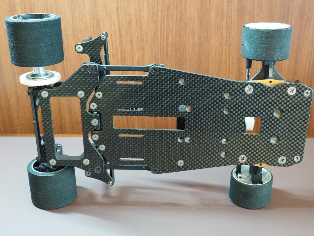 ラジコン 1/12レーシングカー トゥエルブ DDドライブ