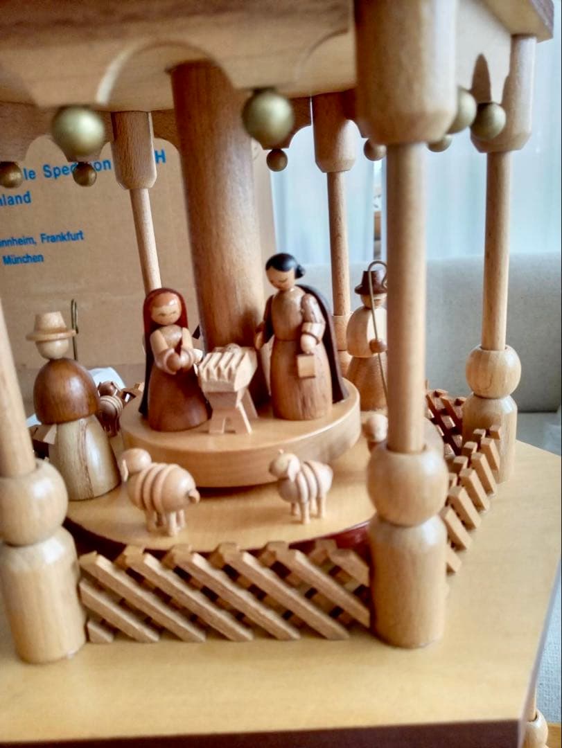 tykkylumi　　クリスマスピラミッド　特大　5段　ドイツ　ザイフェン