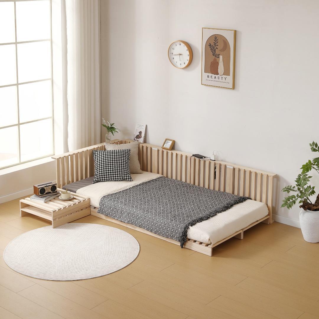 【新品】パレットベッド 50*50cm16枚 コンセント付 天然木 組み換え自由