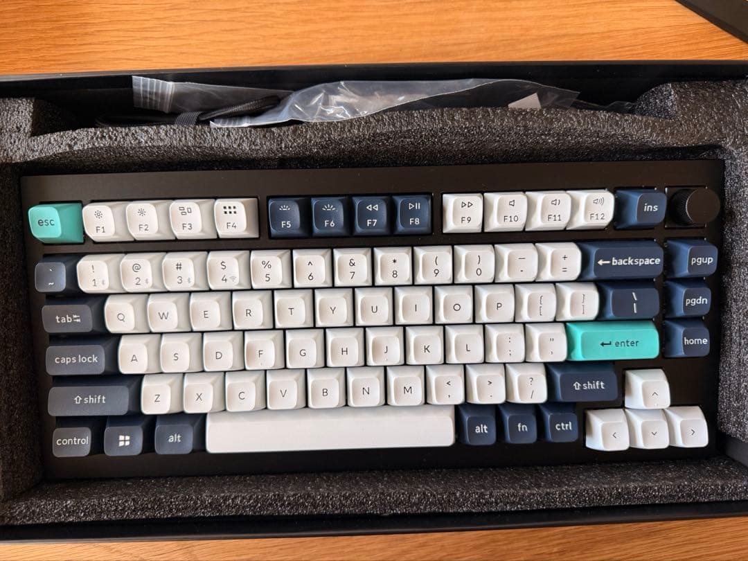 【ほぼ新品】Keychron Q1 Maxおまけ付き
