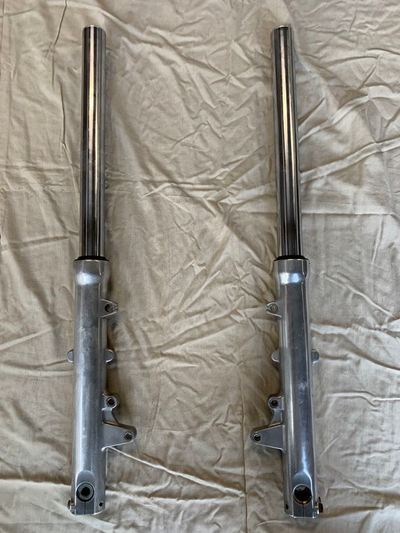 ゼファー1100　フロントフォーク