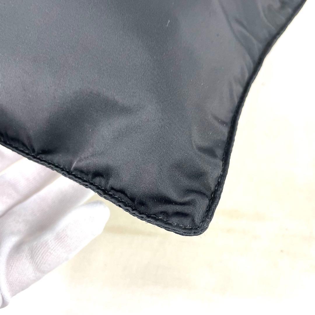 PRADA プラダ ショルダーバッグ ナイロン 三角プレート ロゴ ブラック