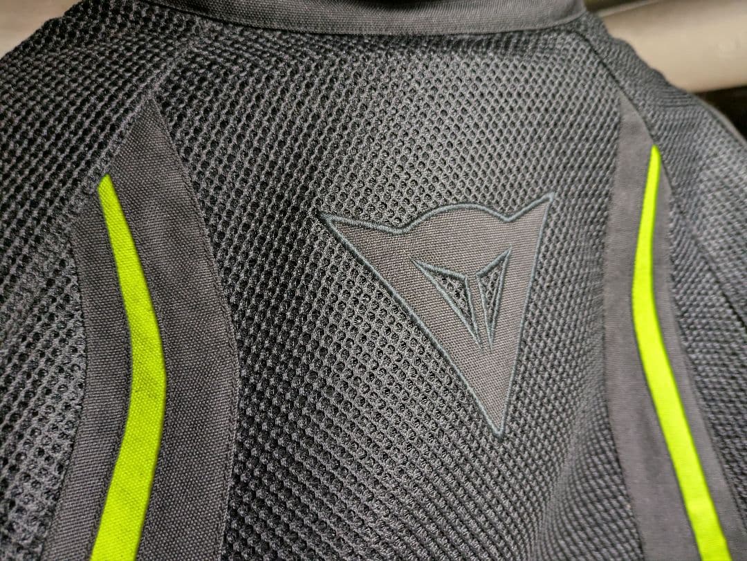 ダイネーゼ　DAINESE メッシュジャケット中古