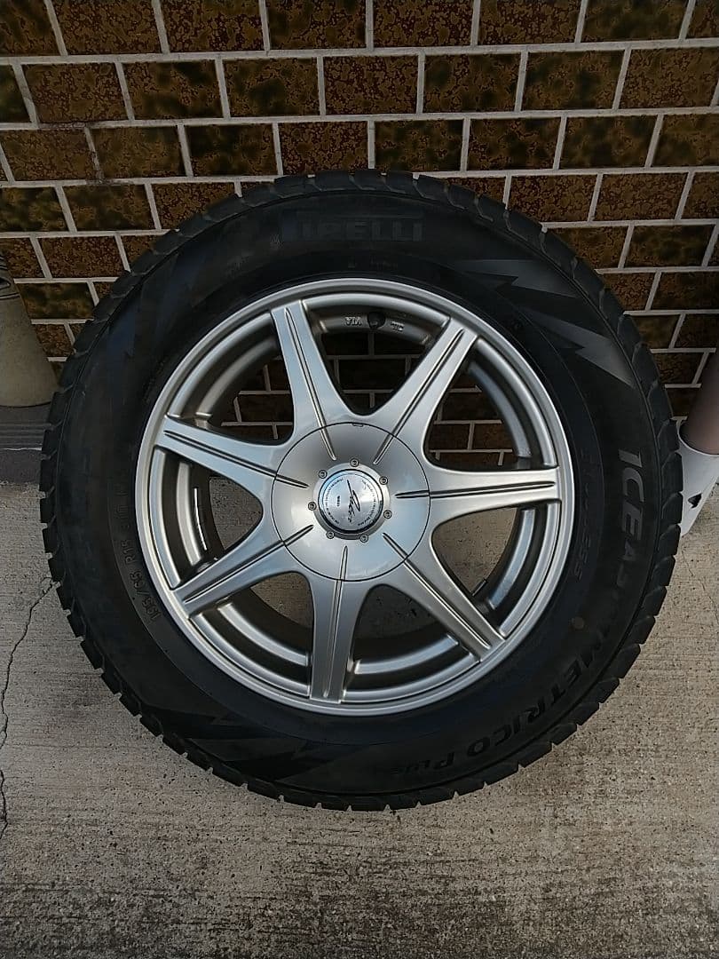 195/65/15 ピレリ スタッドレスタイヤ 4本セット