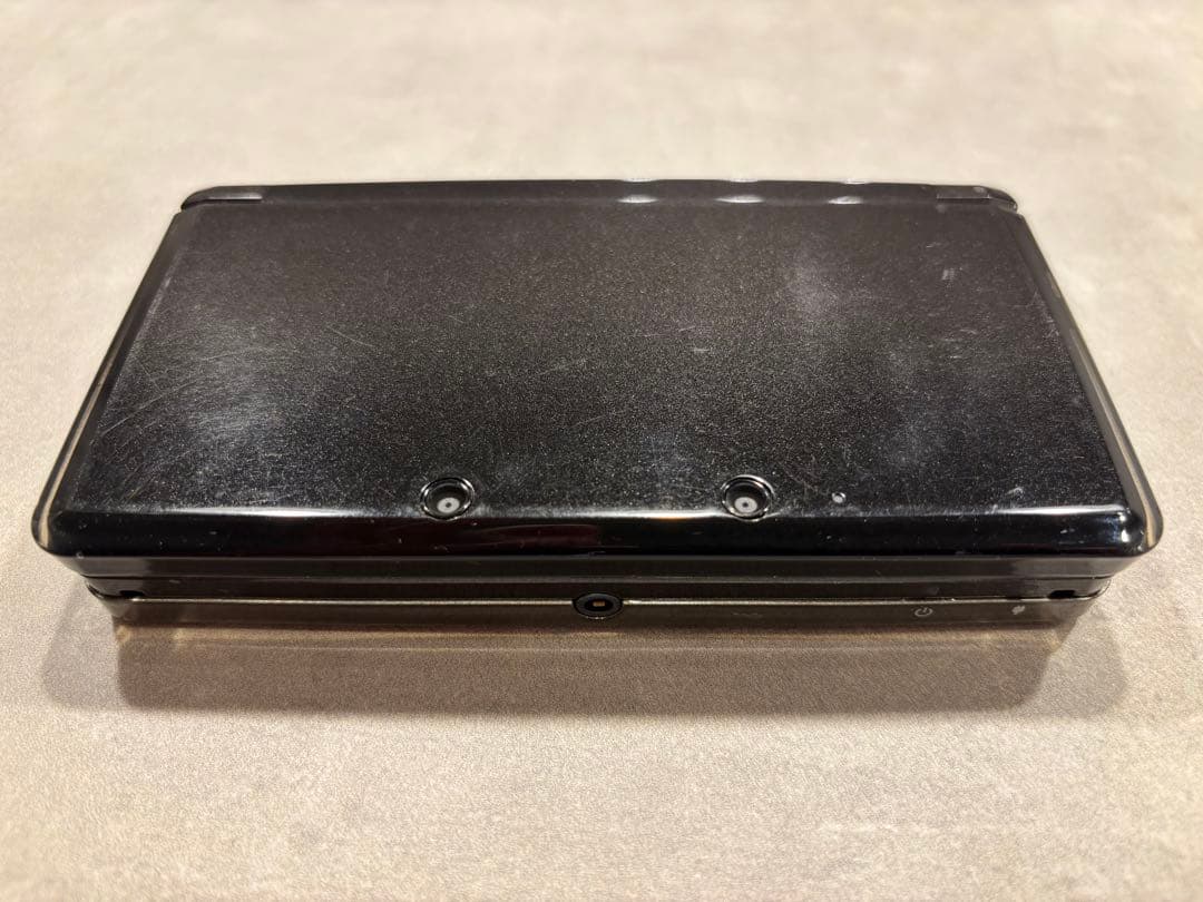 【即購入可】ポケットモンスター　サン ニンテンドー3DS本体・充電器付